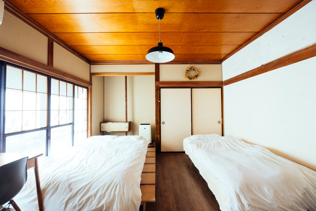 Private low-style room